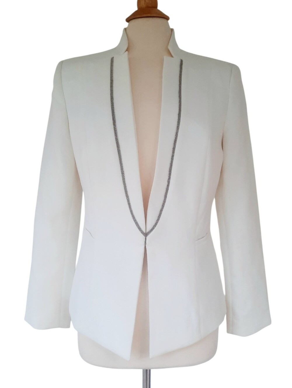 WHBM Off-White Tuxedo-Style Ball Chain Trim Tailored Blazer w/Hook Closure Sz 6